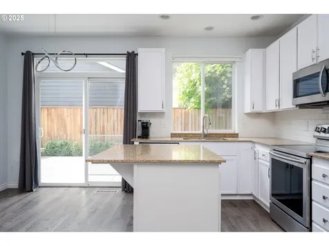 18576 SW Tara Meadows Court Beaverton OR 97078