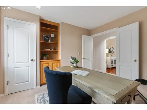 28651 SW Crestwood Drive Wilsonville OR 97070