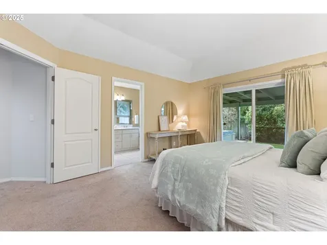 28651 SW Crestwood Drive Wilsonville OR 97070