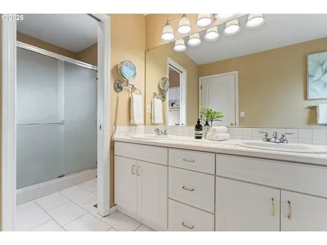 28651 SW Crestwood Drive Wilsonville OR 97070