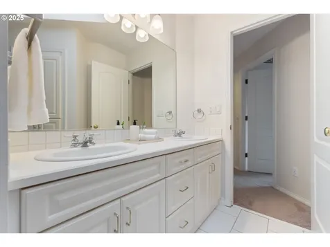 28651 SW Crestwood Drive Wilsonville OR 97070