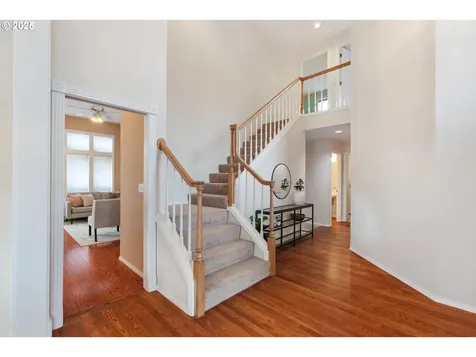 28651 SW Crestwood Drive Wilsonville OR 97070