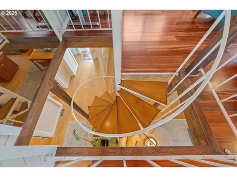 414 N Tomahawk Island Drive Portland OR 97217