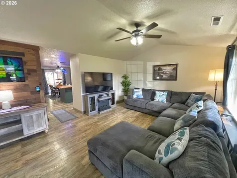 2102 SW 6th Street Battle Ground WA 98604