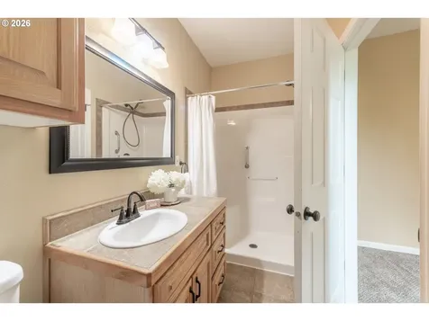 39475 Hood Street Sandy OR 97055
