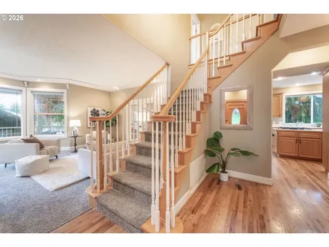 39475 Hood Street Sandy OR 97055