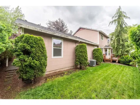 39475 Hood Street Sandy OR 97055