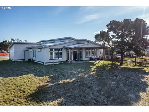2876 Salty Dog Drive Bandon OR 97411