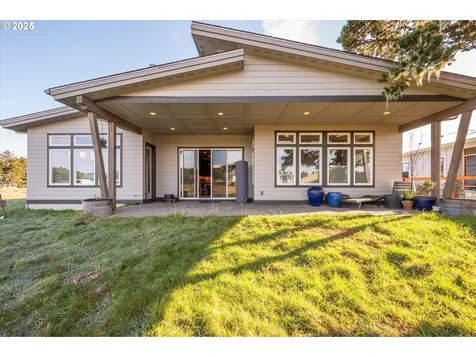 2876 Salty Dog Drive Bandon OR 97411