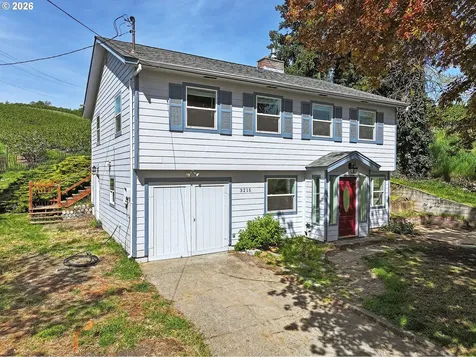 3215 Knob Hill Road The Dalles OR 97058