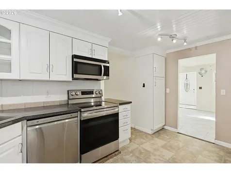 3215 Knob Hill Road The Dalles OR 97058