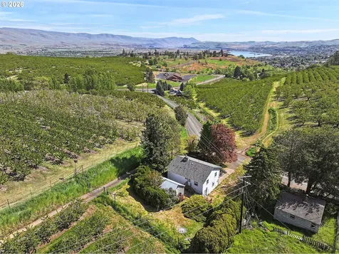 3215 Knob Hill Road The Dalles OR 97058
