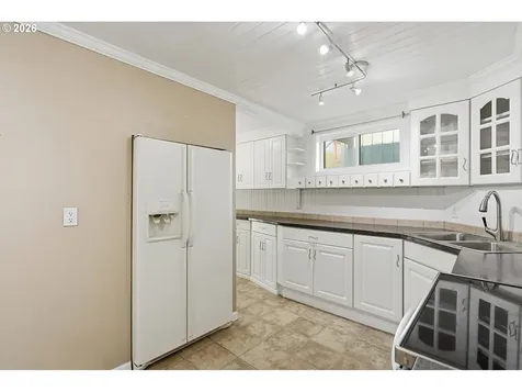 3215 Knob Hill Road The Dalles OR 97058