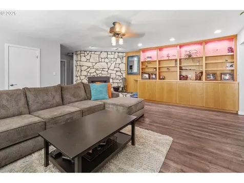 201 Englert Road Woodland WA 98674