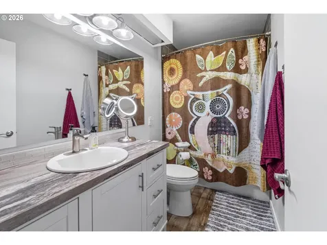 201 Englert Road Woodland WA 98674