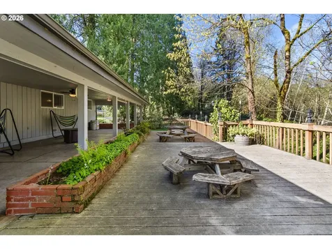 201 Englert Road Woodland WA 98674