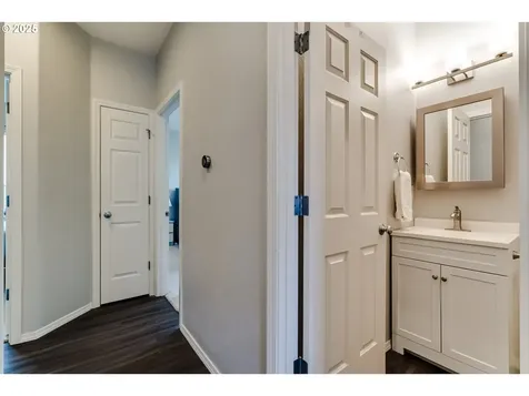 6037 Orchid Lane Springfield OR 97478