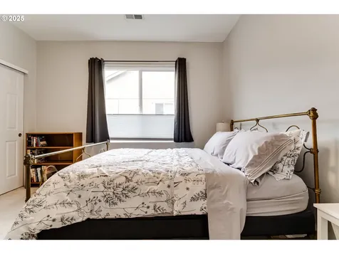 6037 Orchid Lane Springfield OR 97478
