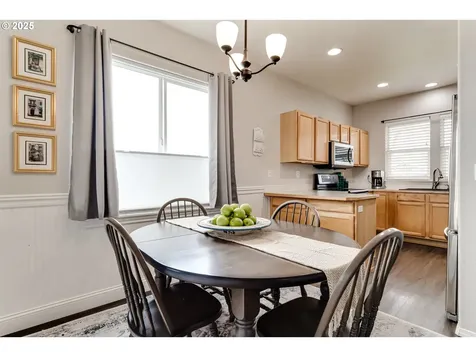 6037 Orchid Lane Springfield OR 97478