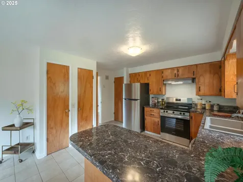 2625 Potter Street Eugene OR 97405