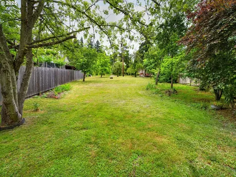 2625 Potter Street Eugene OR 97405