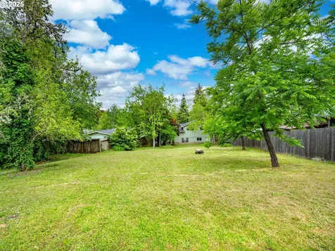 2625 Potter Street Eugene OR 97405