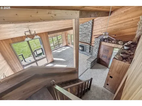 27690 SW Strawberry Hill Drive Hillsboro OR 97123