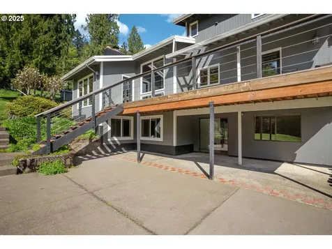 27690 SW Strawberry Hill Drive Hillsboro OR 97123