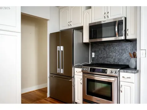 1969 SE 25th Avenue Portland OR 97214