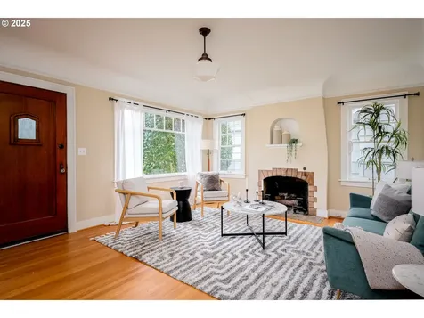 1969 SE 25th Avenue Portland OR 97214