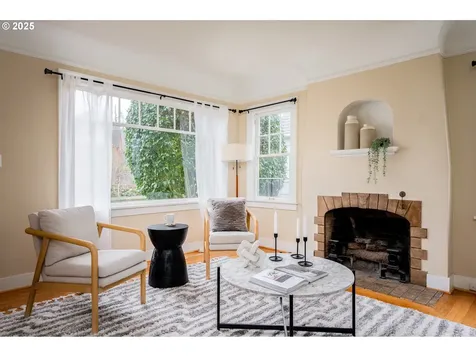 1969 SE 25th Avenue Portland OR 97214