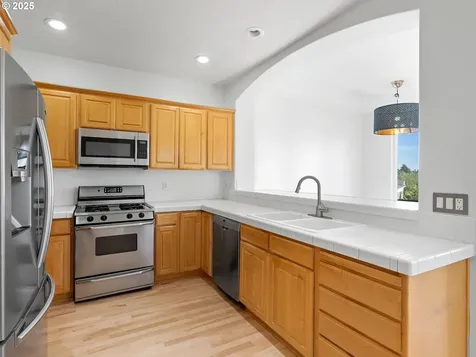 3232 Journeay Court West Linn OR 97068