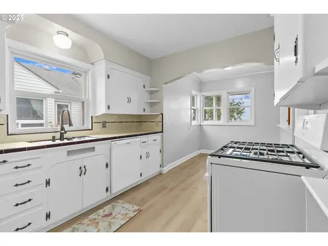 4703 N Willamette Boulevard Portland OR 97203
