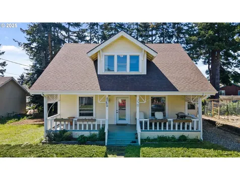 246 D Street Coos Bay OR 97420