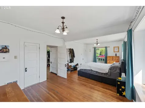 246 D Street Coos Bay OR 97420