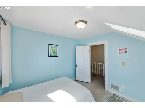 246 D Street Coos Bay OR 97420