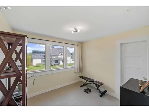 246 D Street Coos Bay OR 97420