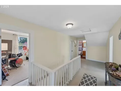 246 D Street Coos Bay OR 97420