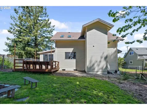 246 D Street Coos Bay OR 97420