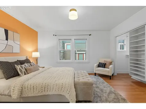 3175 NE Regents Drive Portland OR 97212