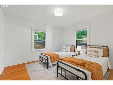 3175 NE Regents Drive Portland OR 97212
