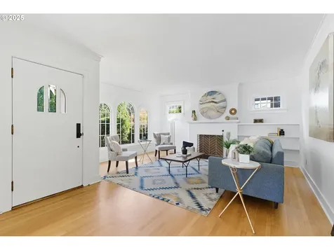 3175 NE Regents Drive Portland OR 97212