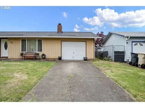 375 Park Lane Harrisburg OR 97446