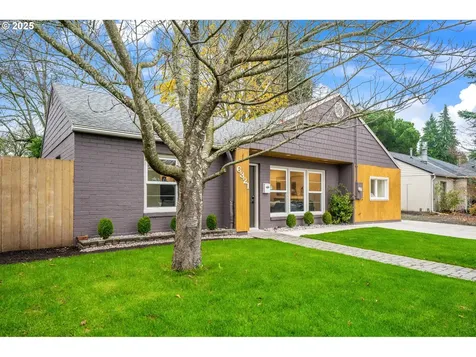 6321 SE Tibbetts Street Portland OR 97206