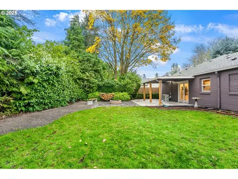 6321 SE Tibbetts Street Portland OR 97206