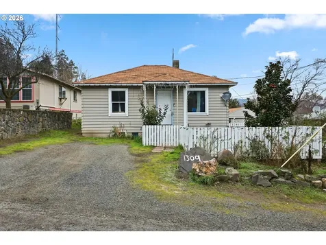1309 Perkins Street The Dalles OR 97058