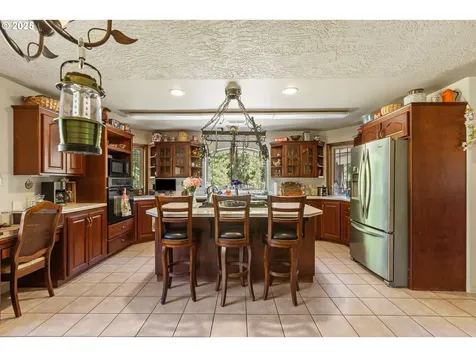 913 Starveout Creek Road Azalea OR 97410