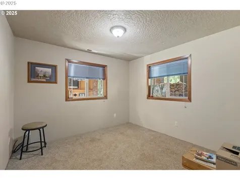 913 Starveout Creek Road Azalea OR 97410
