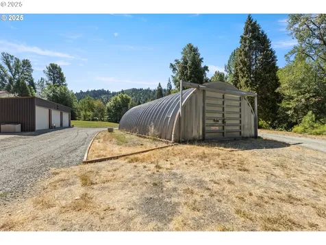 913 Starveout Creek Road Azalea OR 97410
