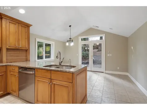 10151 SW Lancaster Road Portland OR 97219
